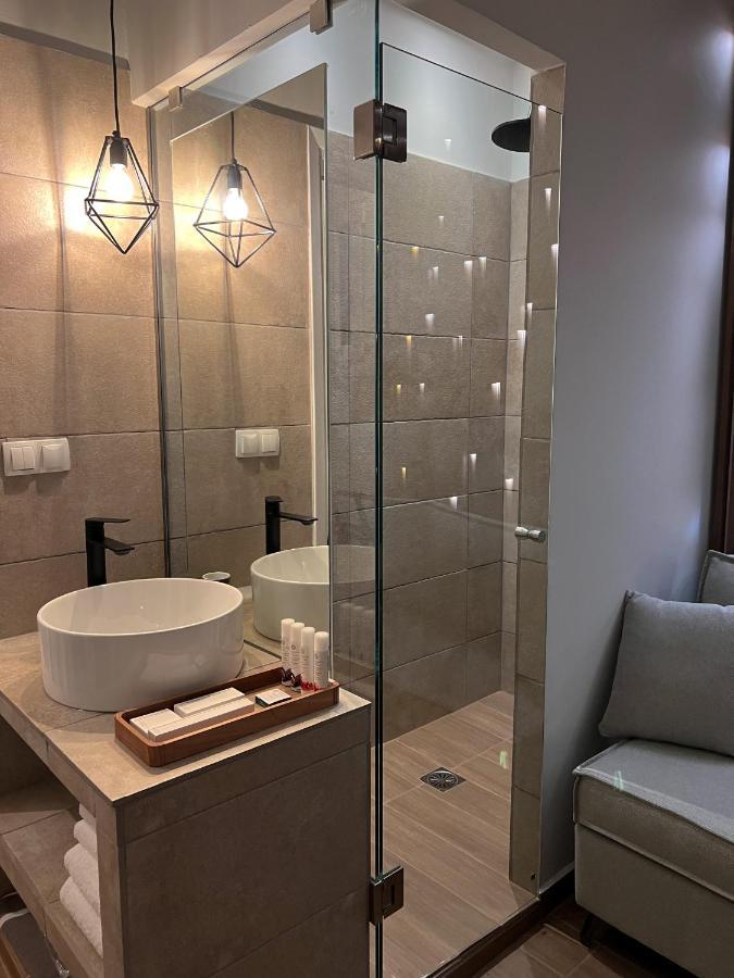 The Nook Suite 埃尔莫波利斯 外观 照片